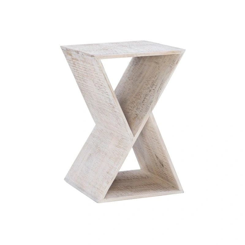 Table d'appoint triangulaire