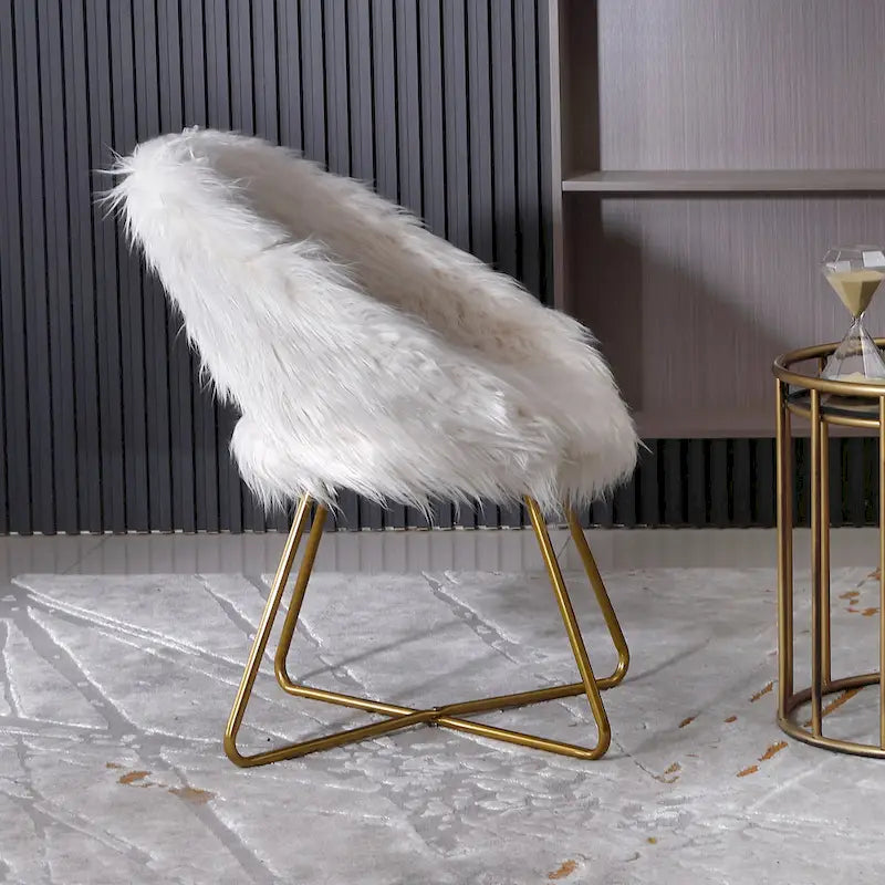 Fauteuil de salon en fausse fourrure, blanc